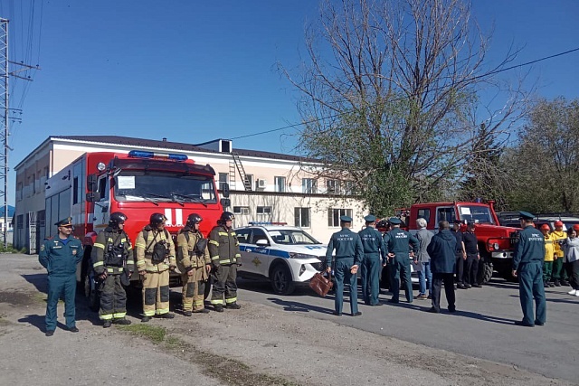 В Кузнецком районе проходят командно-штабные учения В Кузнецком районе проходят командно-штабные учения